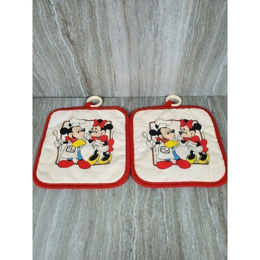 Minnie Mouse Disney Oven Mitt late 1980's